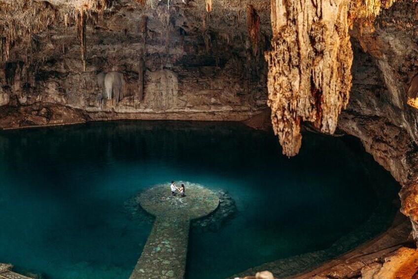 Entrance fees to Cenote Suytun with Buffet