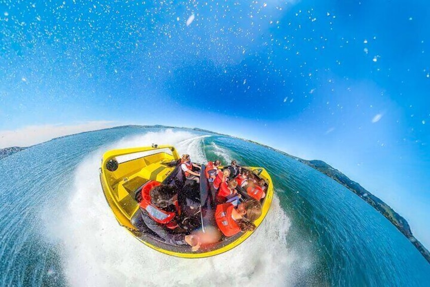 Katoa Jet Boat & Lake Rotoiti Hot Pools