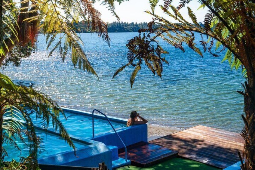 Katoa Jet Boat & Lake Rotoiti Hot Pools