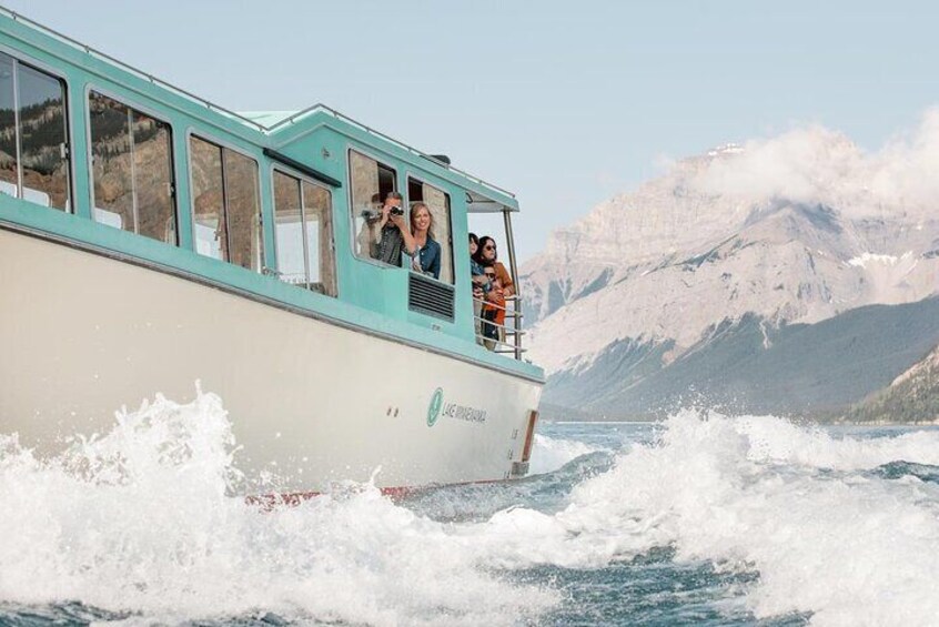 Lake Minnewanka Boat Cruise