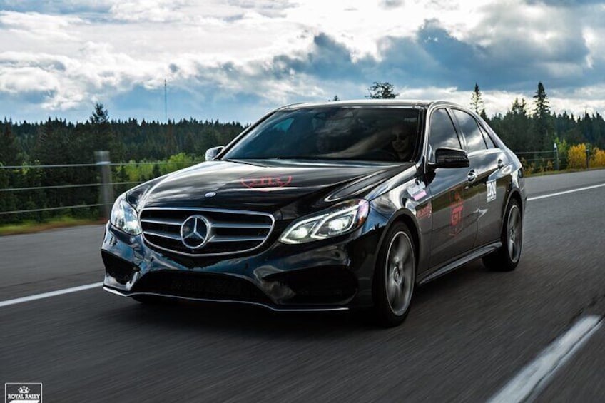 Mercedes Luxury sedan Option 2
All Wheel Drive