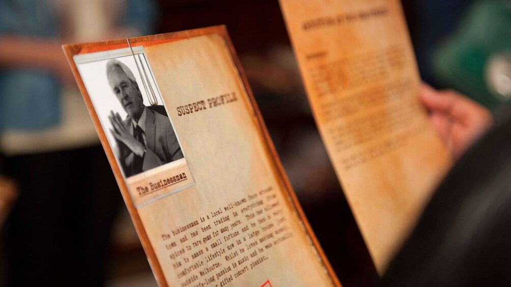 Suspect profile in Escape hunt