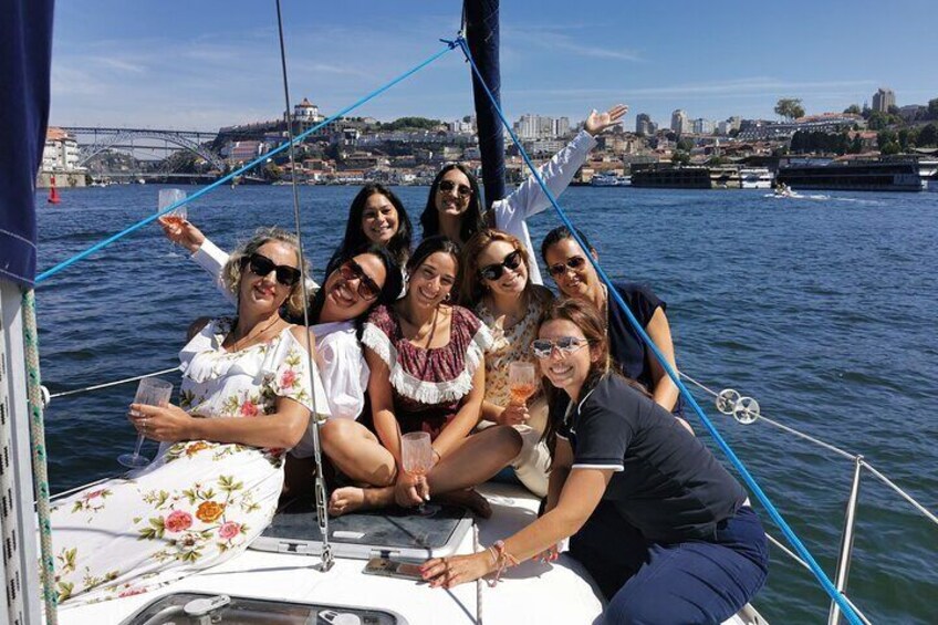 Private 2-Hour Douro Sailboat Experience from Vila Nova de Gaia