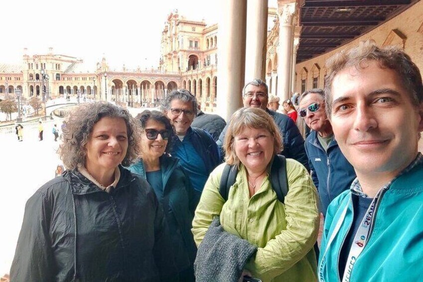 Small-Group Walking Tour of Monumental Seville