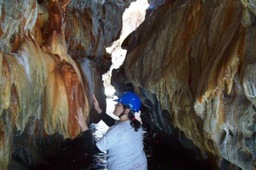 Cavern, Devil's Bridge