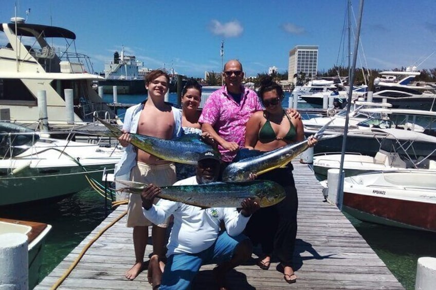 Private 8 Hour (Full Day) Fishing Charter in Nassau