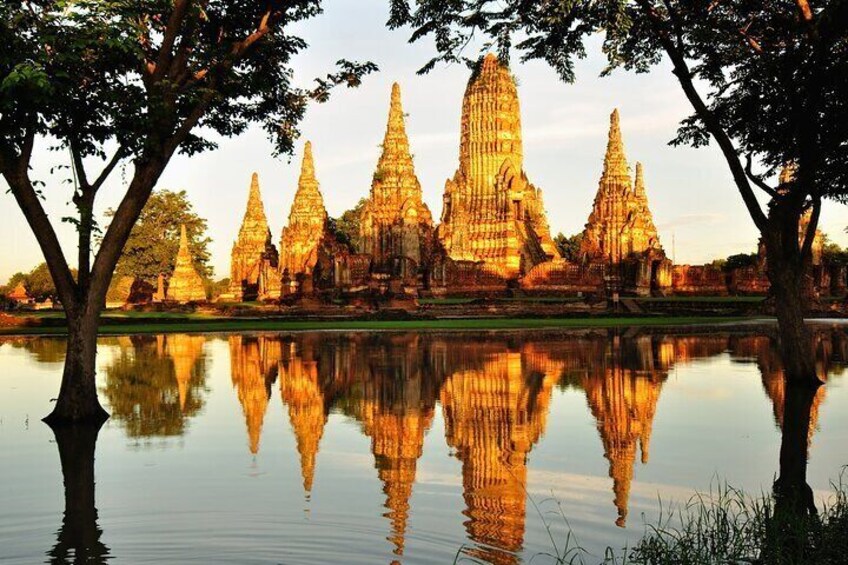 Ayutthaya Sunset Boat & UNESCO Temple & Palace: Multi-lang Private Tour from BKK