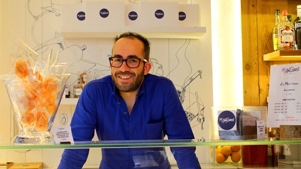 Man in Montorgueil counter