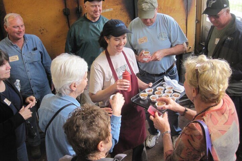 Cajun Food Bus Tour in Lafayette