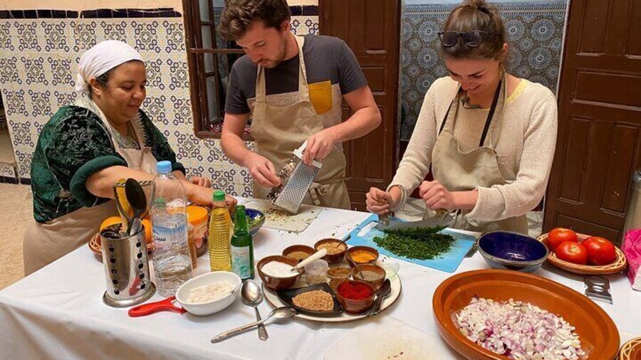 Half-Day Cooking Class with Local Chef Laila in Marrakech