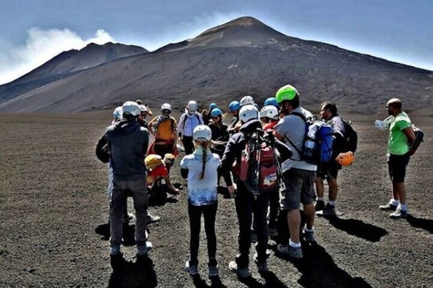 Etna Excursions Summit Craters (2900) with Volcanological Guides - guidetna.it