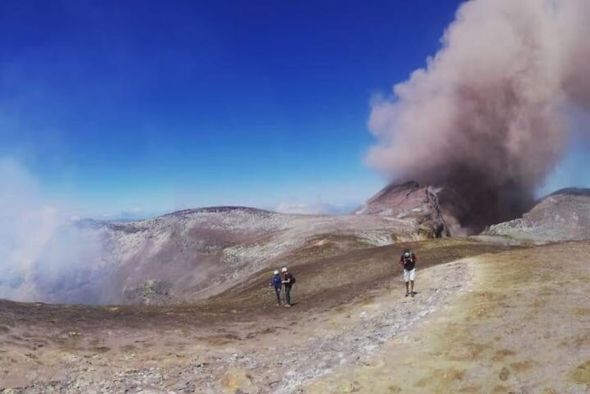 Etna Excursions Summit Craters (3323m) with Volcanological Guides - guidetna.it