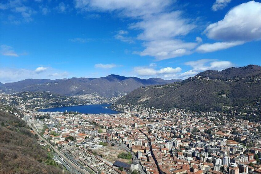 Private 2-Hour Tour of the Medieval Castle over Lake Como