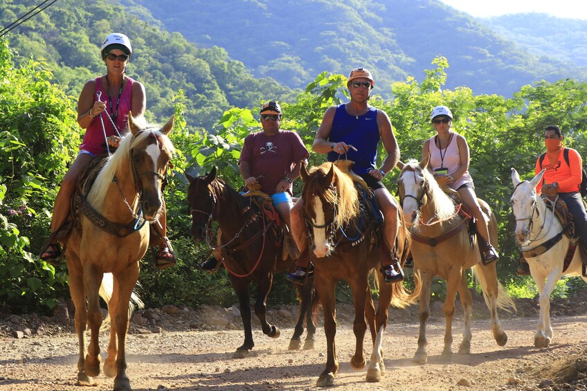 Puerto Vallarta: Horseback Riding Tour