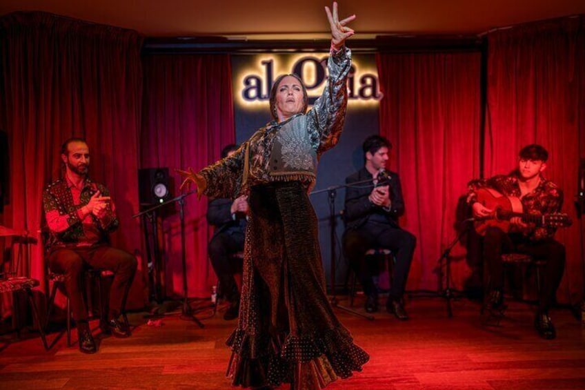 Authentic flamenco show. Alegria and gastronomy Malaga