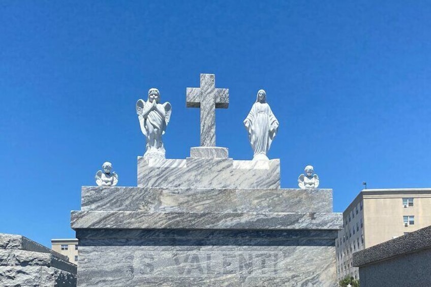 St. Louis Cemetery No. 3 Walking Tour