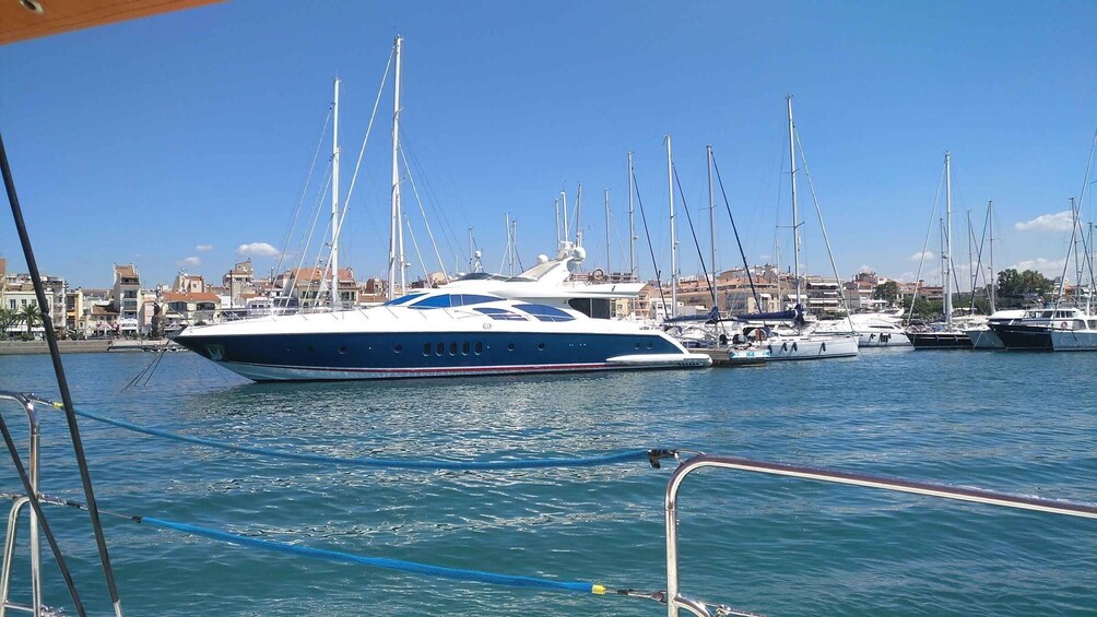 Picture 9 for Activity Cambrils/Salou: Coastline Catamaran 2h with drinks, pickup