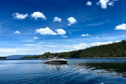 Private Yacht-Class Boat Tour on Lake Tahoe