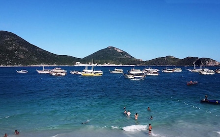 Journée complète excursion à Arraial do Cabo