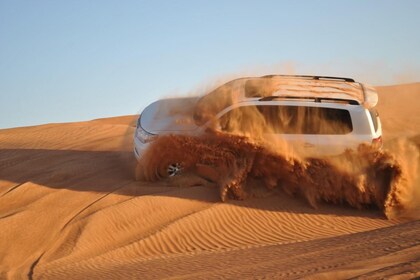Yksityinen 4X4 Safari Desert Dubai illallisella