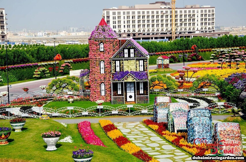 Private tour of Miracle garden with Global village