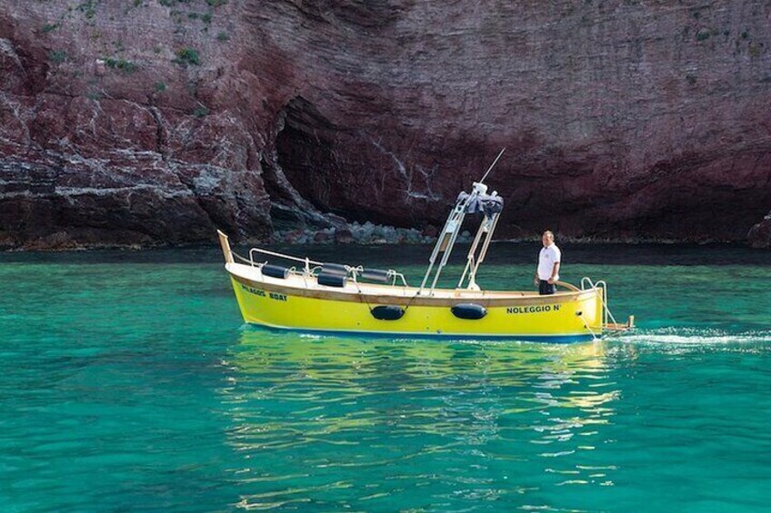 3-Hour Relaxing Tour by Boat with Aperitif in Cinque Terre