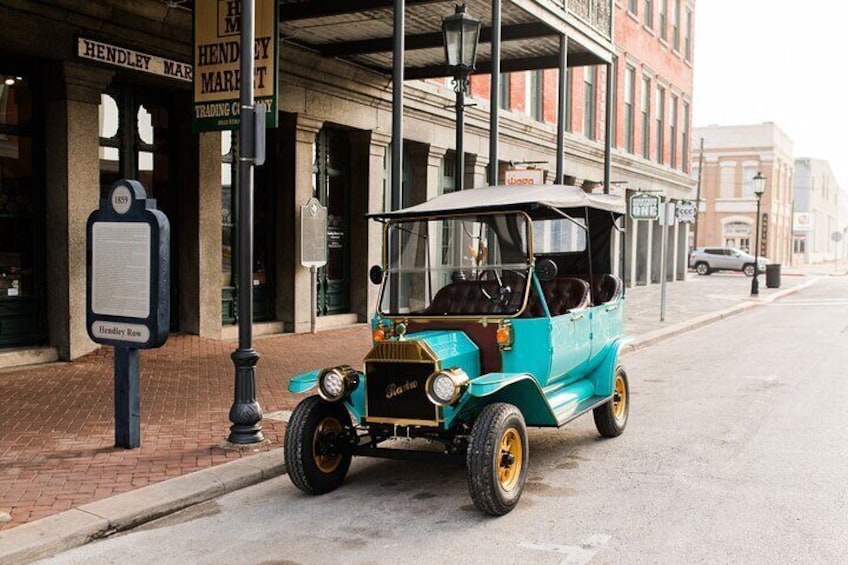 Replica 1908 Model-T Electric Golf Cart Rental in Galveston