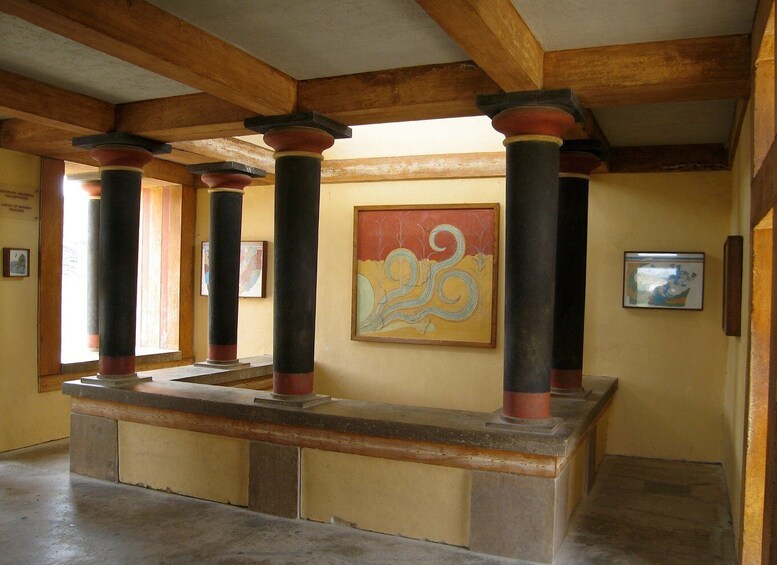 Picture 2 for Activity Knossos Palace guided tour - Heraklion City tour + market