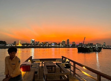 Phnom Penh: 1-Hour ana 30 Minutes Mekong River Sunset Cruise