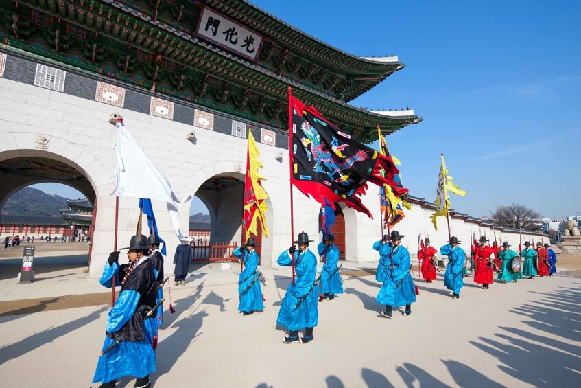 Picture 4 for Activity Seoul: Gyeongbok Palace, Bukchon Village, and Gwangjang Tour