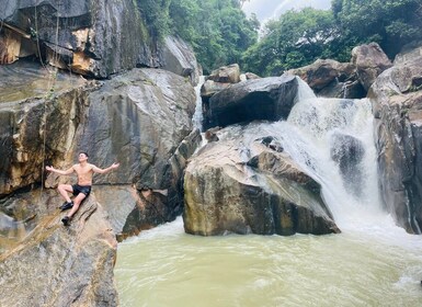 Nha Trang: En halvdagstur til Ba Ho-fossen