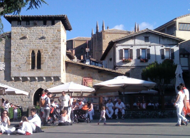 Picture 2 for Activity Pamplona: Best of the City Private Tour