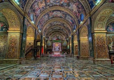Valletta: begeleide wandeling met optionele rondleiding door de kathedraal