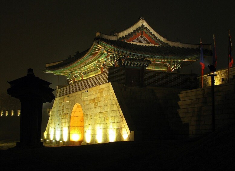 Picture 3 for Activity From Seoul: Evening Tour to UNESCO Suwon Hwaseong Fortress