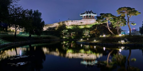 From Seoul: evening tour to Hwaseong Fortress UNESCO site