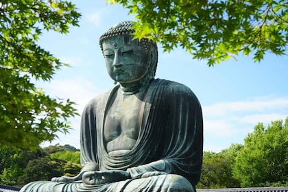 From Tokyo: Kamakura and Enoshima 1-Day Bus Tour