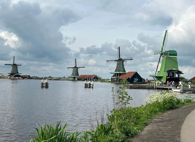 Picture 8 for Activity Amsterdam: Zaanse Schans & Giethoorn Guided Combo Tour