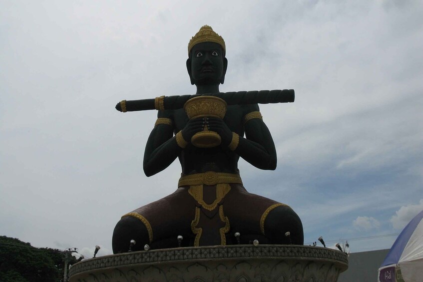 From Siem Reap: Day Trip to Battambang's Temple Tour