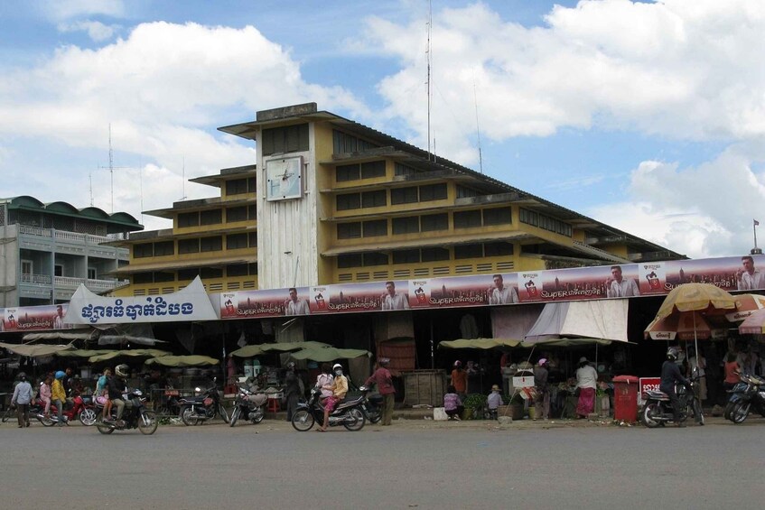 Picture 8 for Activity From Siem Reap: Day Trip to Battambang's Temple Tour