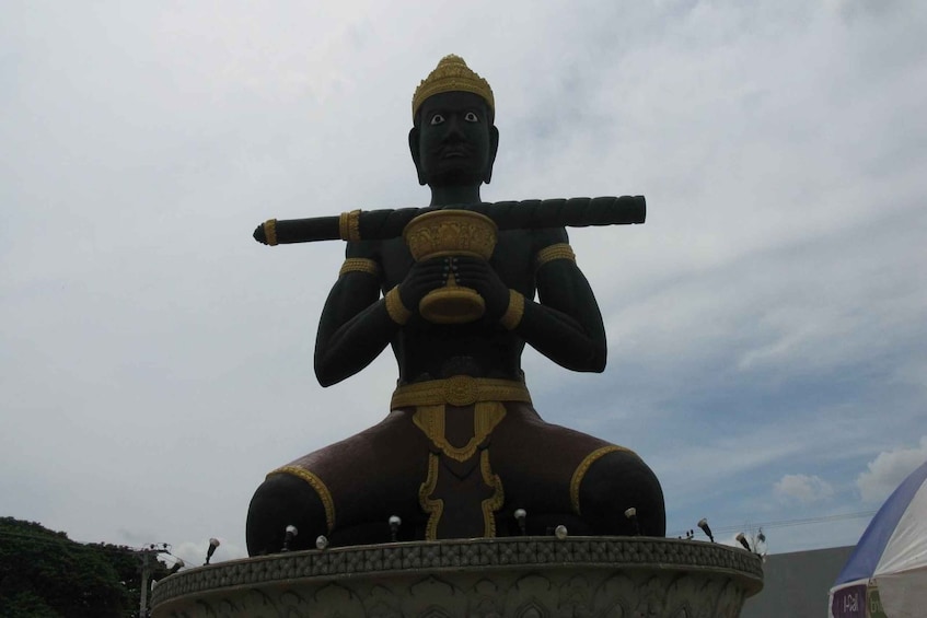 Picture 2 for Activity From Siem Reap: Day Trip to Battambang and Temple Tour