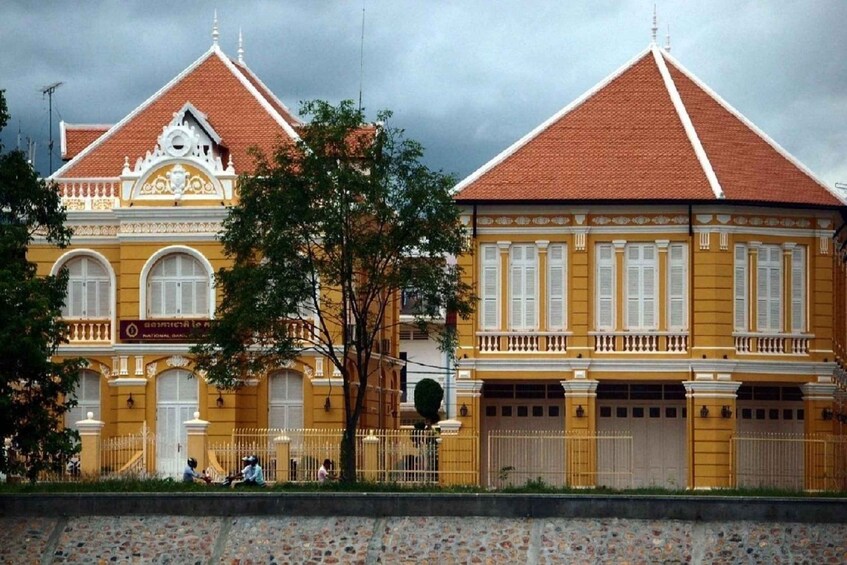 Picture 9 for Activity From Siem Reap: Day Trip to Battambang's Temple Tour