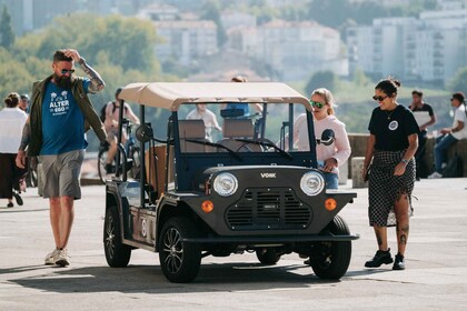 Porto ja Foz: Yksityinen Douro City Tour sähköisellä Ford T:llä