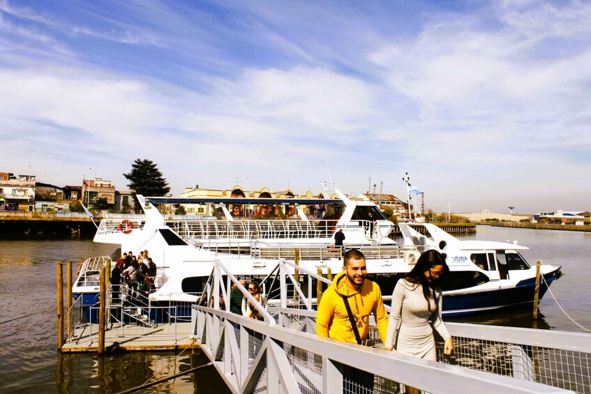 Picture 7 for Activity Buenos Aires: Navigation along Río de la Plata to La Boca