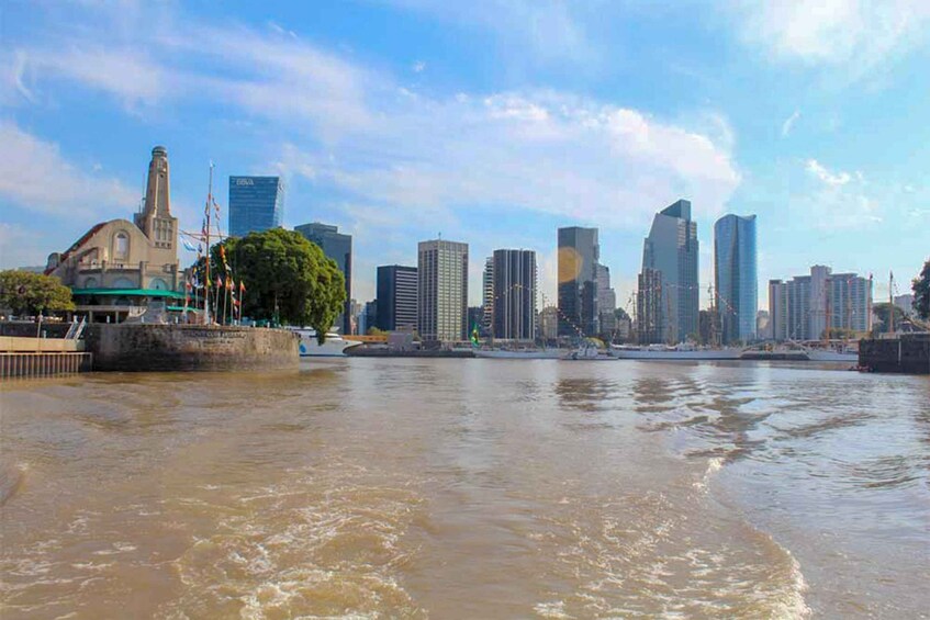 Picture 4 for Activity Buenos Aires: River Plate Panoramic Boat Tour