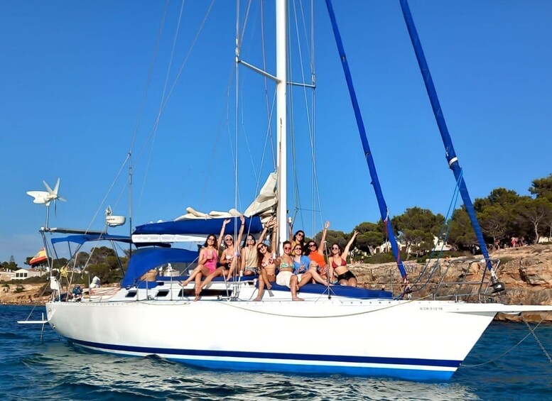 Picture 3 for Activity Can Pastilla: Sailboat Tour with Snorkeling, Tapas & Drinks