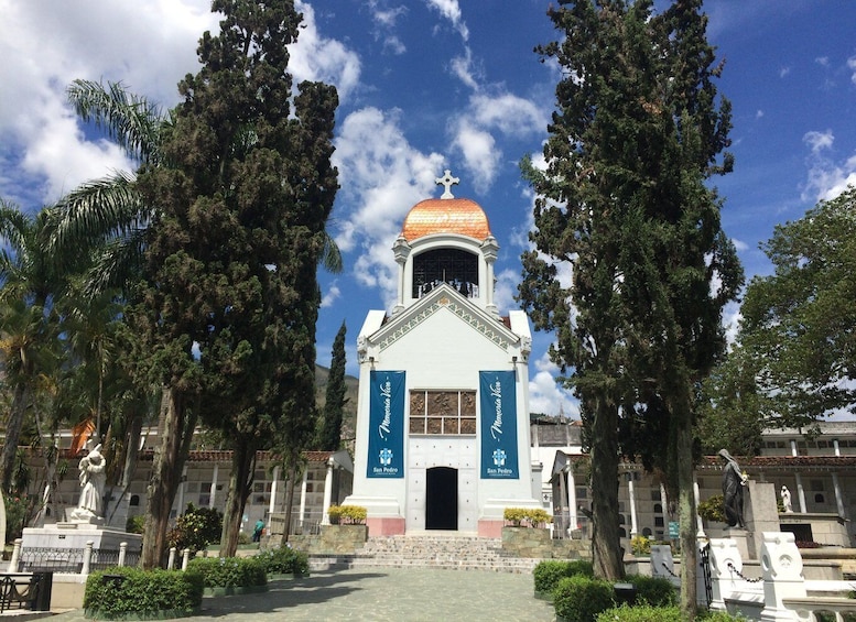 Picture 8 for Activity Medellín: 4-Hour Religious and Historical Tour