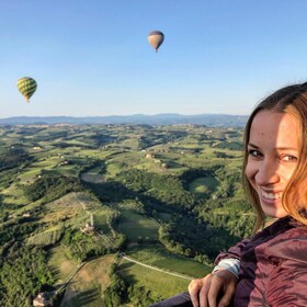 Siena: Balloon Flight Over Tuscany with a Glass of Wine