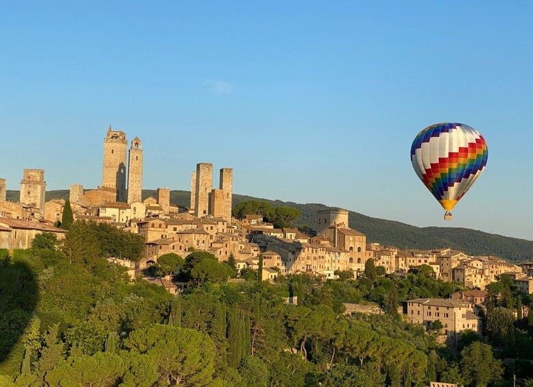 Picture 8 for Activity Siena: Balloon Flight Over Tuscany with a Glass of Wine