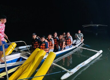 Puerto Princesa: Excursión y cena en barco para avistar luciérnagas en la s...