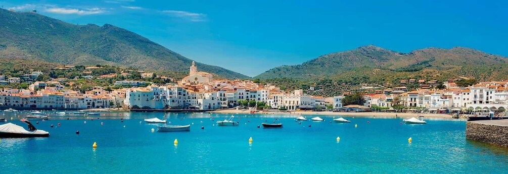 From Roses: Cadaqués Catalonian Coast Boat Tour